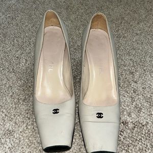 Chanel Classic pumps- Grey